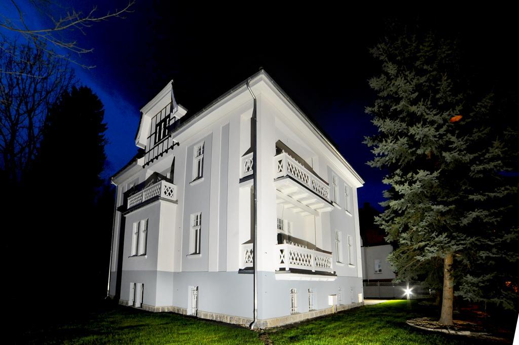 Villa Cervi Cieplice Jelenia Góra Eksteriør billede