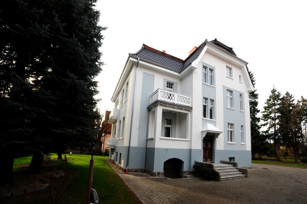 Villa Cervi Cieplice Jelenia Góra Eksteriør billede