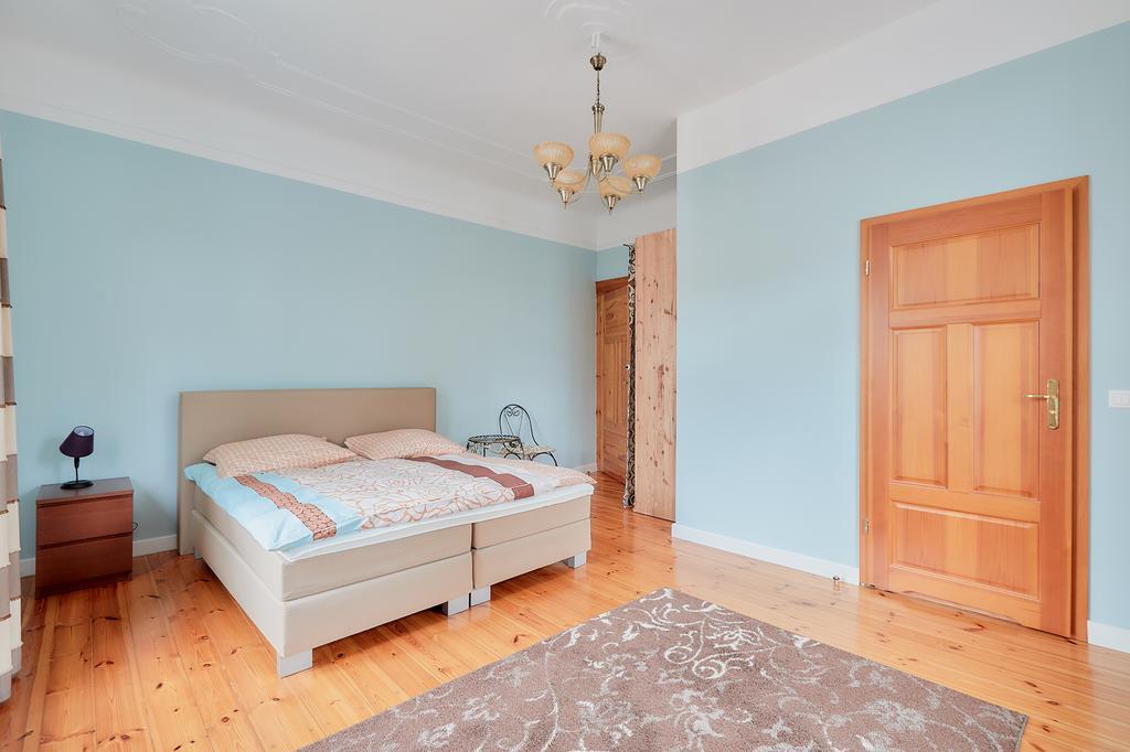 Villa Cervi Cieplice Jelenia Góra Eksteriør billede